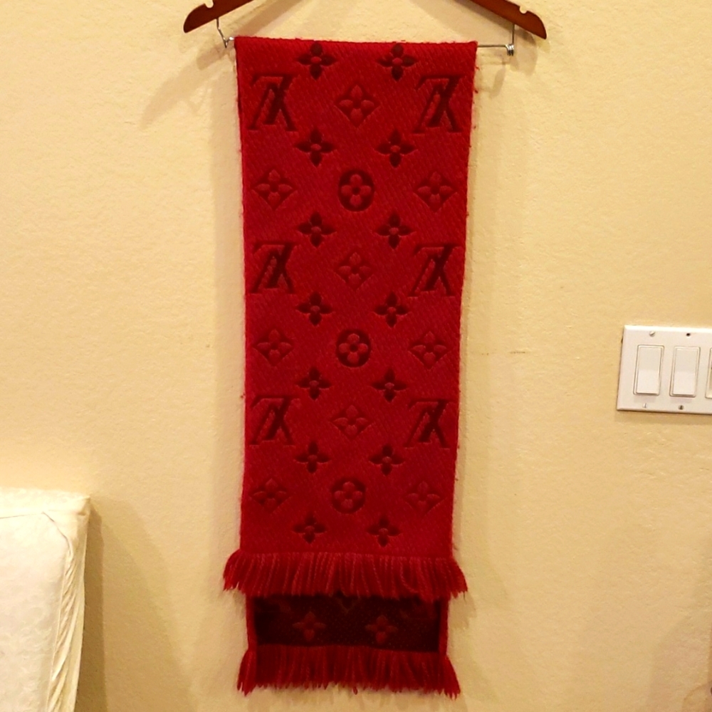 Louis Vuitton Neck wrap